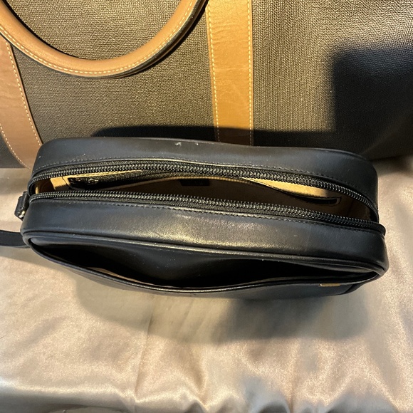 Dunhill Doc Kit/toiletries bag Black Leather    4-H10Ea - Picture 2 of 3